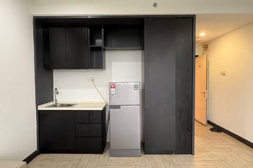 Crown Tower @ Empire City