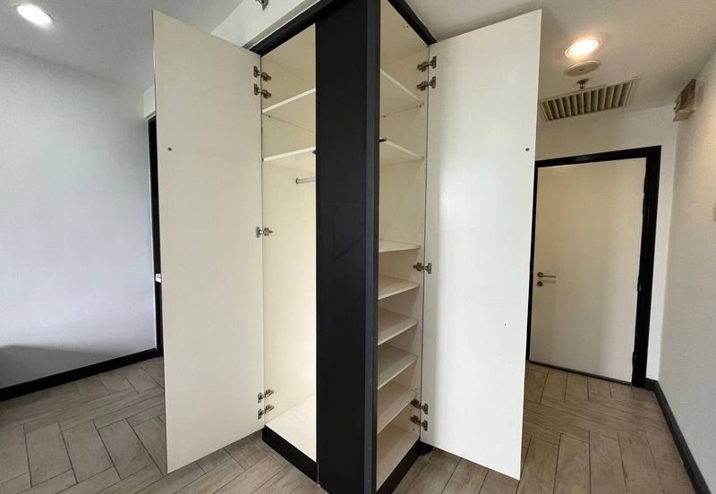 Crown Tower @ Empire City