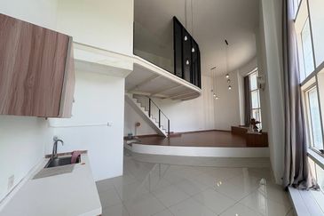 Tower M, Empire City