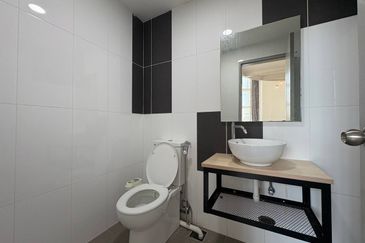 Tower M, Empire City