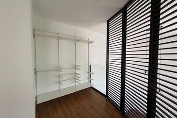 Tower M, Empire City