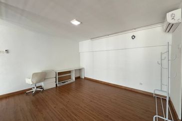 Tower M, Empire City