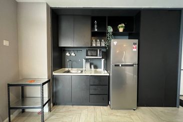 Crown Tower @ Empire City