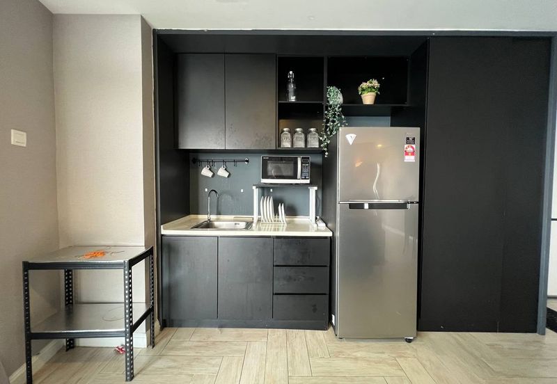 Crown Tower @ Empire City