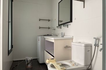 Halo Sunday @ Empire City