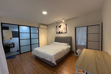 Tower M, Empire City