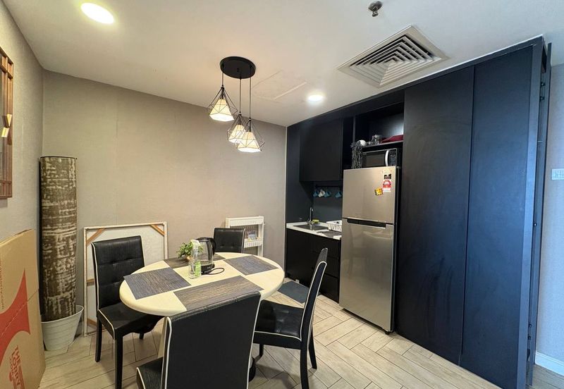 Crown Tower @ Empire City