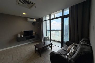 Crown Tower @ Empire City