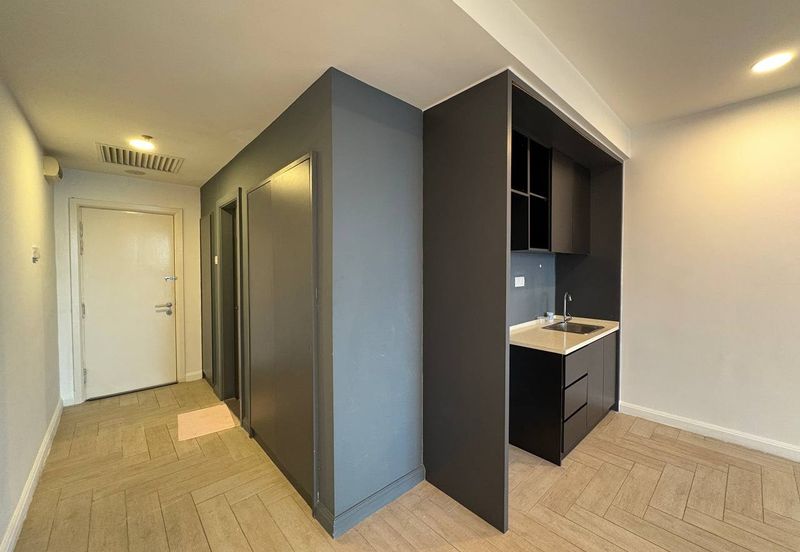 Crown Tower @ Empire City