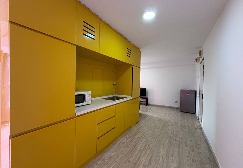 Halo Sunday @ Empire City