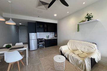 Crown Tower @ Empire City