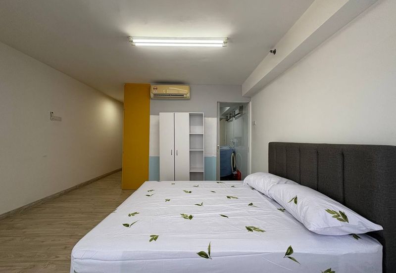 Halo Sunday @ Empire City