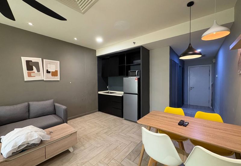 Crown Tower @ Empire City