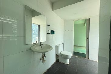 Halo Sunday @ Empire City