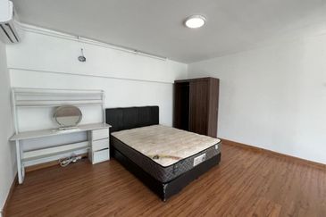 Tower M, Empire City