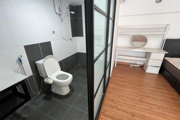 Tower M, Empire City