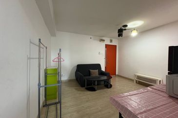 Halo Sunday @ Empire City