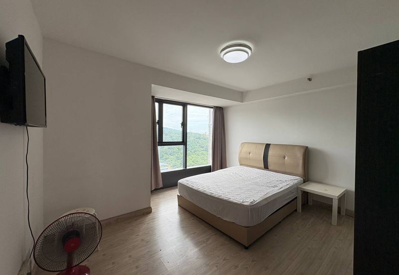 Halo Sunday @ Empire City