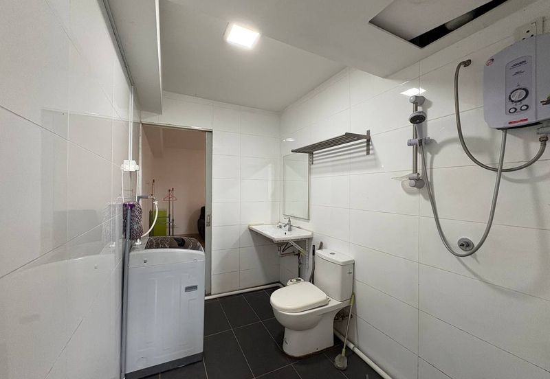 Halo Sunday @ Empire City