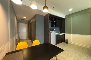 Crown Tower @ Empire City