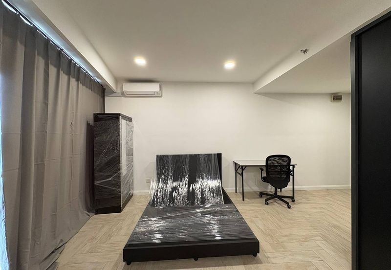 Crown Tower @ Empire City