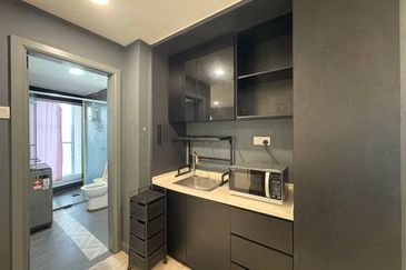 Crown Tower @ Empire City