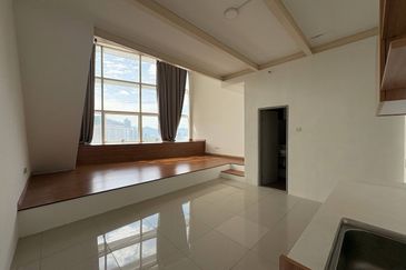 Tower M, Empire City