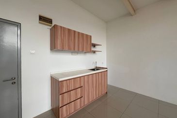 Tower M, Empire City