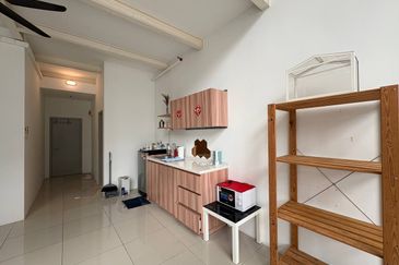 Tower M, Empire City