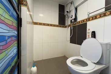 Tower M, Empire City