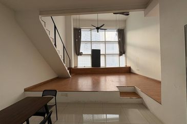 Tower M, Empire City