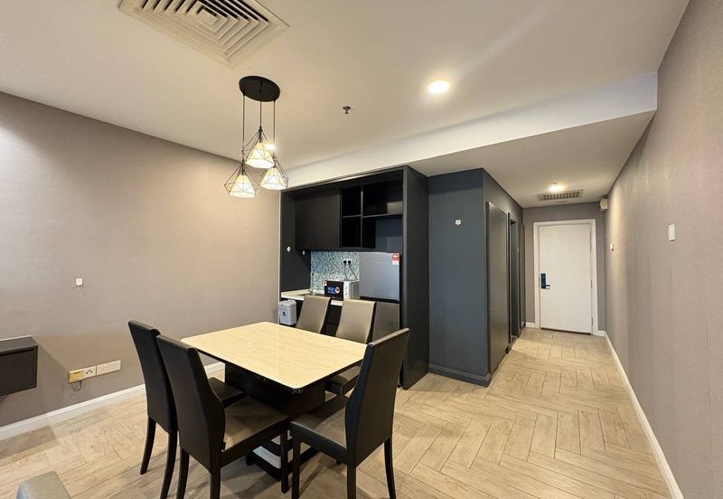 Crown Tower @ Empire City