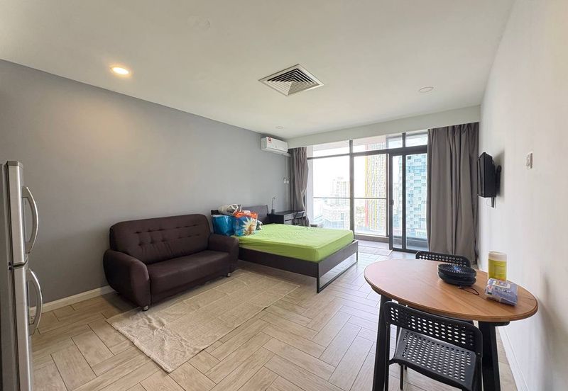 Crown Tower @ Empire City