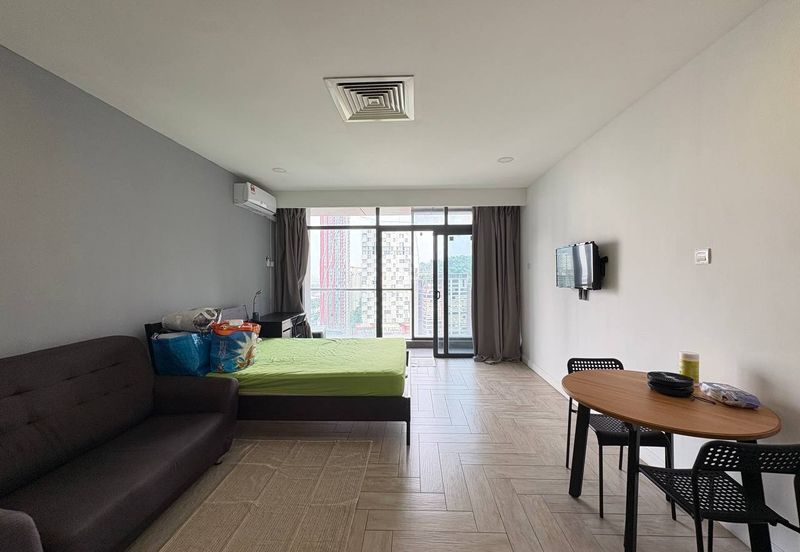 Crown Tower @ Empire City