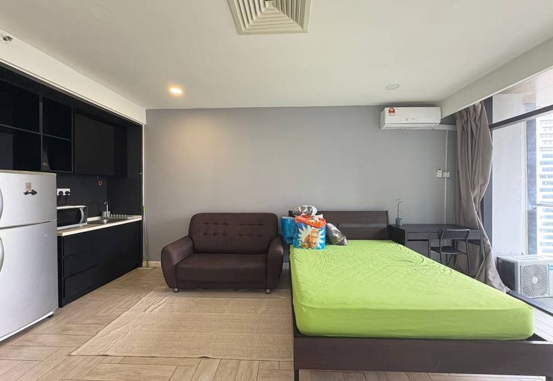 Crown Tower @ Empire City