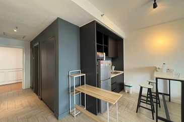 Crown Tower @ Empire City