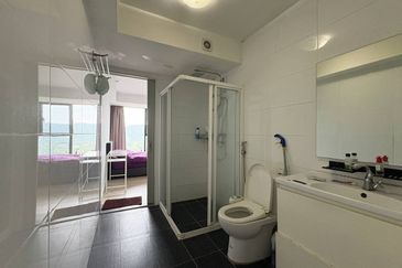 Halo Sunday @ Empire City