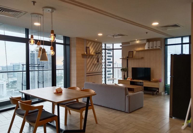 Crown Tower @ Empire City