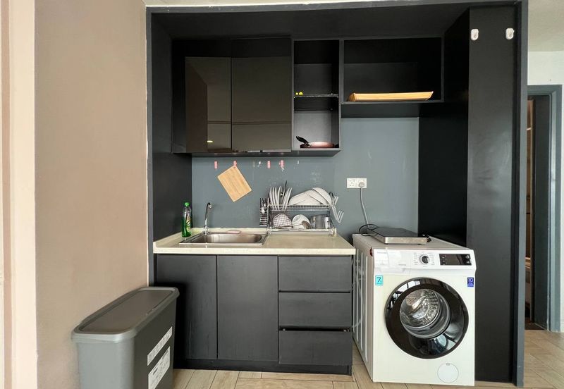 Crown Tower @ Empire City