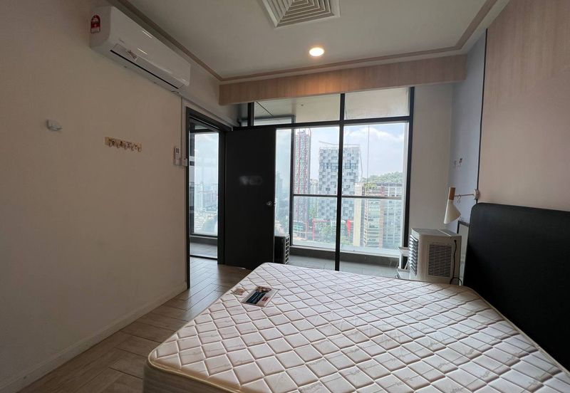 Crown Tower @ Empire City