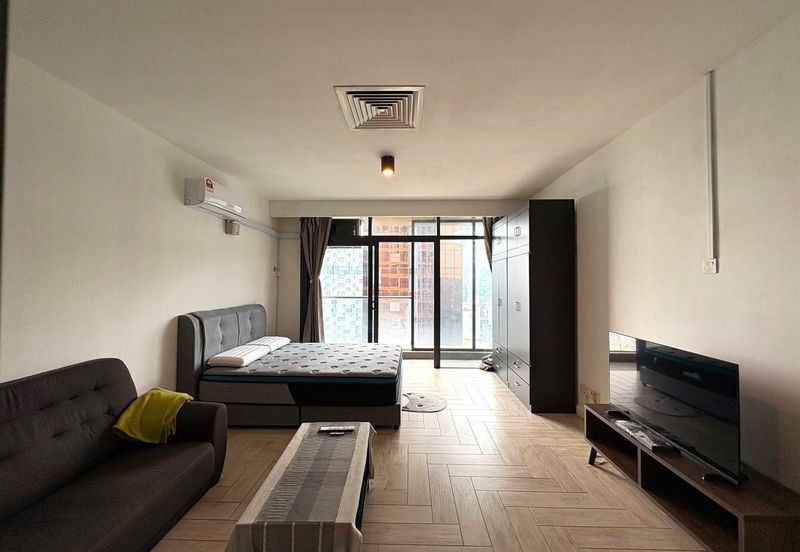 Crown Tower @ Empire City