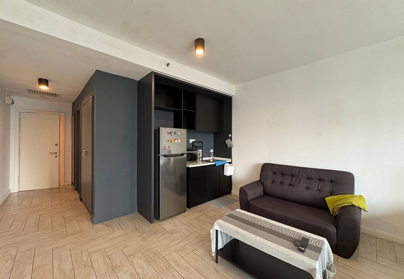 Crown Tower @ Empire City