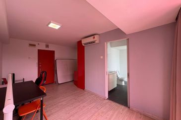 Halo Sunday @ Empire City