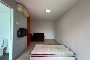 Halo Sunday @ Empire City