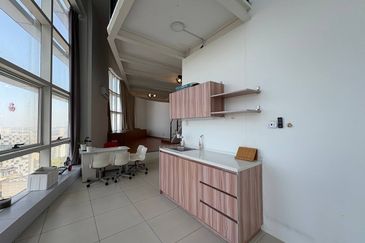 Tower M, Empire City