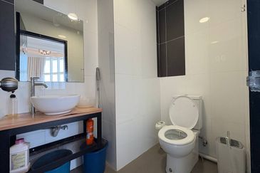 Tower M, Empire City