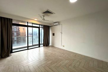 Crown Tower @ Empire City