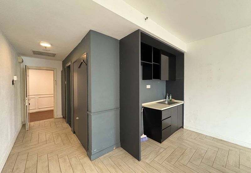 Crown Tower @ Empire City