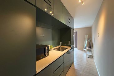 Halo Sunday @ Empire City