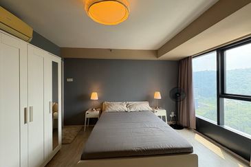 Halo Sunday @ Empire City